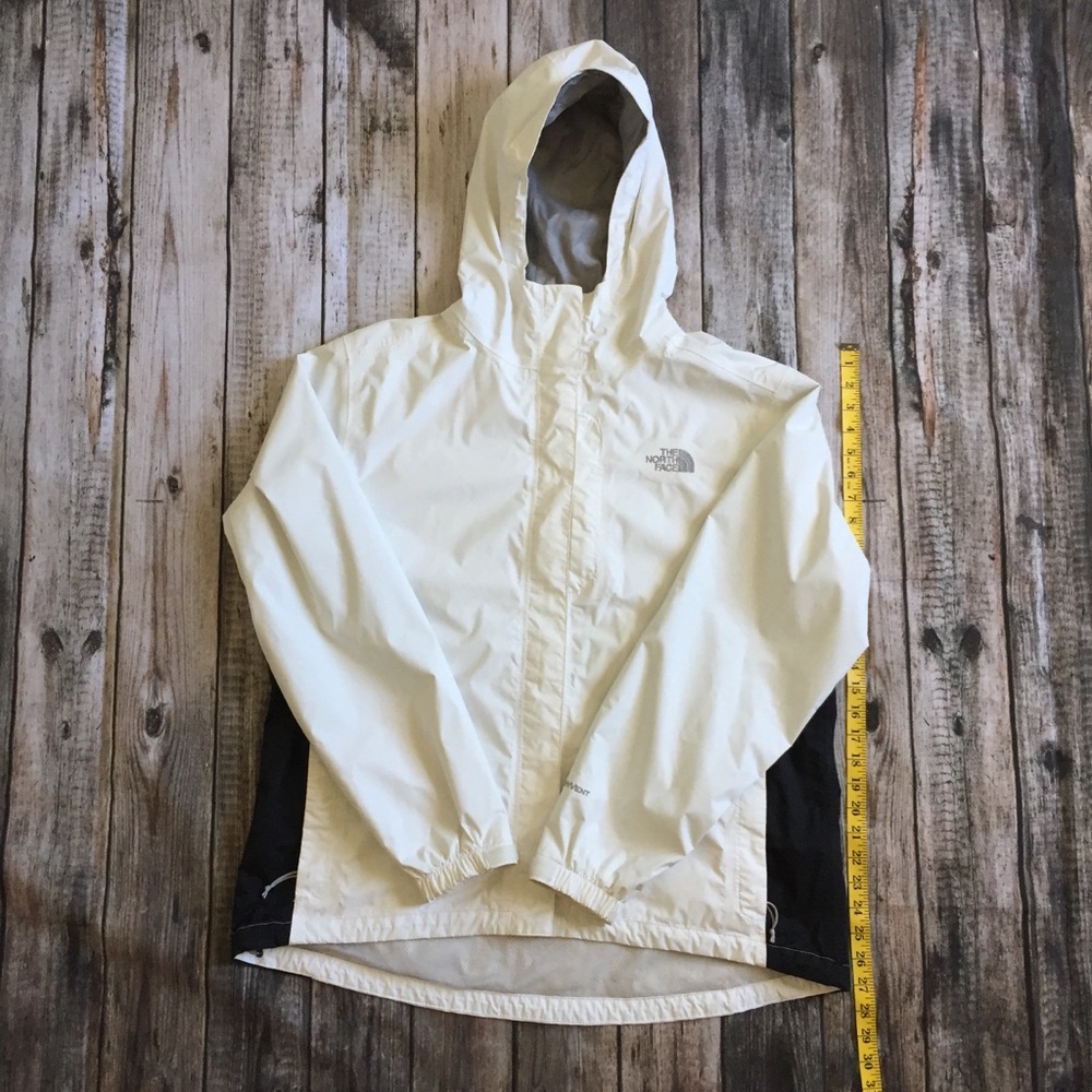 The NorthFace HyVent Women’s Jacket White/Black XL